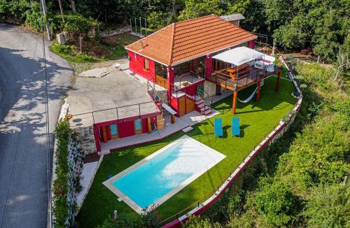 Couto de Esteves House | Casa Sobreiros