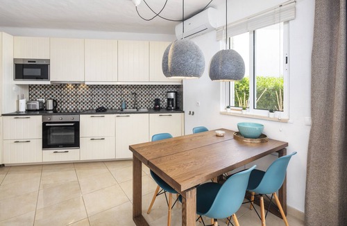 Mato Serrao Apartment | Casa Yaneliz - renovated apartment on nice resort!