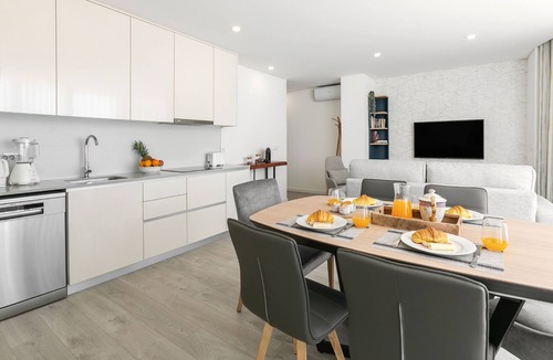 Nazare Apartment | Casalinga - 350m from Nazare Beach w/garage