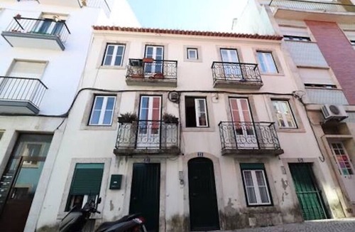 Santa Isabel Apartment | Charming 2-bedroom apartment with AC, WiFi in marvelous Lisboa