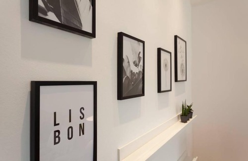 Sao Joao de Deus Apartment | Charming Apartment in City Center