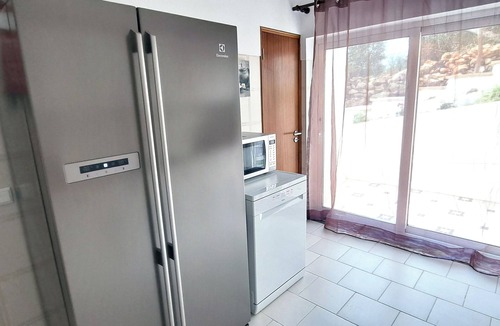 Mato Serrao Villa | Charming Carvoeiro villa with private pool, sea view and walk to the beach.