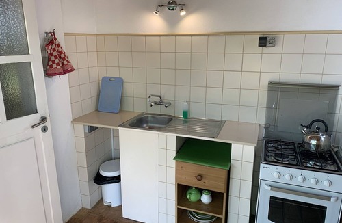 Lagos Cottage | Charming Countryside Room - Outdoor Kitchen & Pool