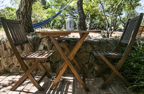 Lagos Cottage | Charming Countryside Room - Outdoor Kitchen & Pool
