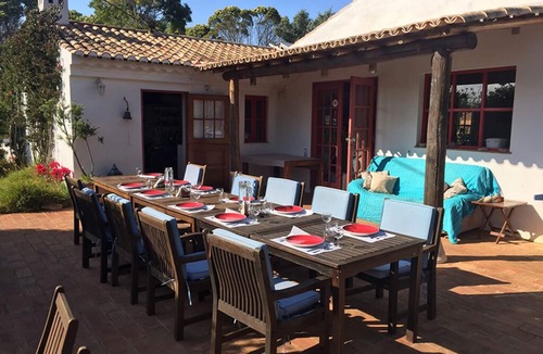 Lagos Cottage | Charming Countryside Room - Outdoor Kitchen & Pool