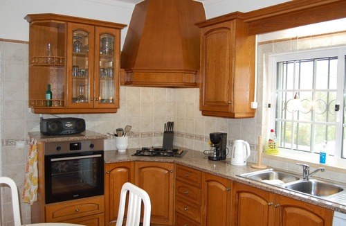 Benatrite Villa | Charming villa with 3 bedrooms, wifi, central heating and sea views
