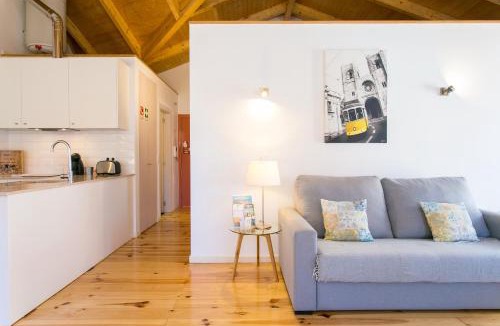 Misericordia Apartment | Charming Santos Neighborhood, Walk to Time Out Market
