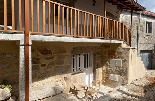 Montalegre House | Charming Tourém Retreat 3 Bedroom House with Stunning Views
