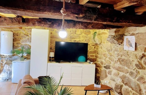 Montalegre House | Charming Tourém Retreat 3 Bedroom House with Stunning Views