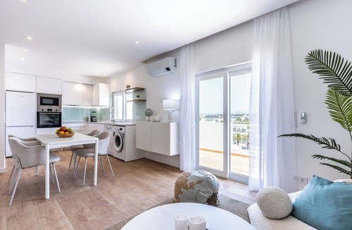 Lagos Apartment | City Centre Ocean View Apartment