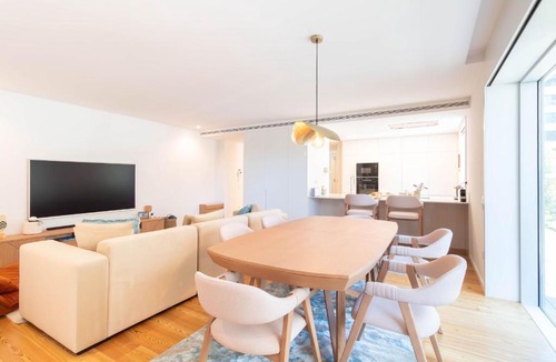 Canidelo Apartment | Coastal Bliss Stylish 2BR Apartment by LovelyStay