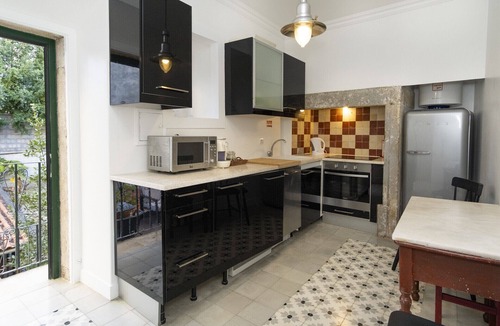 Santo Antonio Apartment | Comfortable Apartment with Terrace near Marquês de Pombal, Lisbon - TTL317