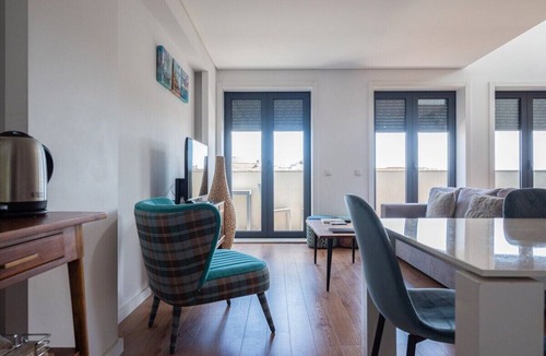 Bonfim Apartment | COMFY PORTO - Charming flat with terrace located in Porto centre