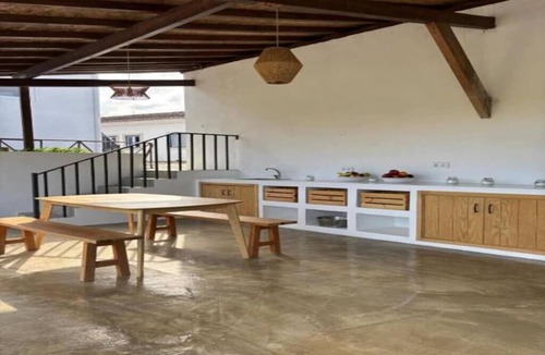 Azoia de Baixo Villa | Complete Holiday Home - Herculano, Alexandre and Peregrino