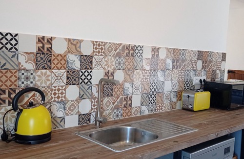 Casais do Rio Apartment | Complete vacation studio for 4 people near beaches and Óbidos Castle