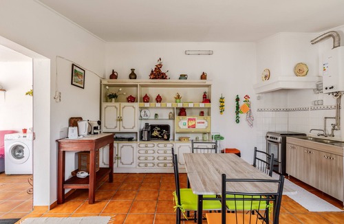Evora Villa | Country House 'Sunset Landscape' with Shared Pool, Garden and Wi-Fi Access