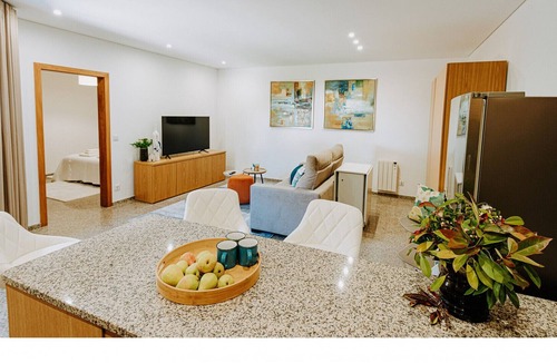 Darque Villa | Cozy Apartment with Private Pool - Praia do Cabedelo
