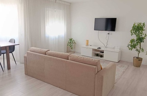 Oliveira do Castelo Apartment | Cozy apartment two minutes' walk from the historic center of Guimarães