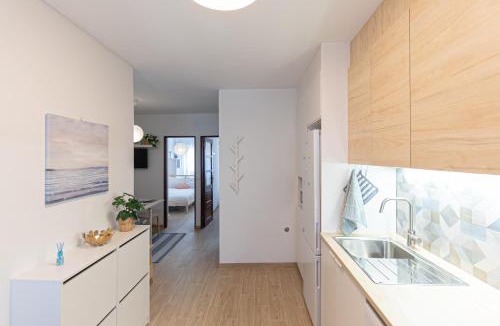 Oliveira do Douro Apartment | Cozy Bus Parking - 5min from Downtown Porto Gaia