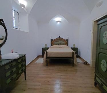 Vila de Frades Bed & Breakfast | D. TERESINHA