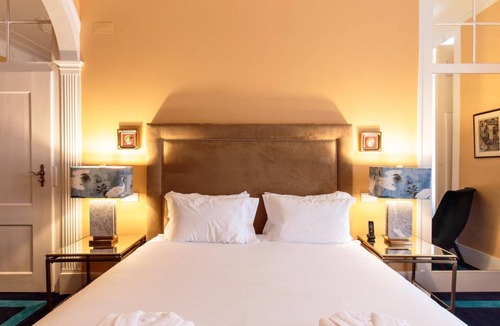Sacramento Bed & Breakfast | Dear Lisbon – Bordalo Palace Chiado