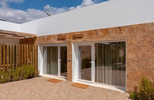 Estremoz Bed & Breakfast | Deluxe Double Room with Balcony