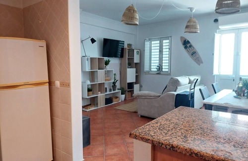 Olhao Villa | Downtown dreams townhouse, 2 terraces, barbecue, AC, Wifi, perfect location