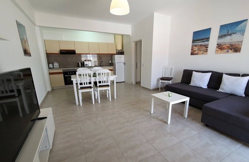Cavacos Apartment | DUNAS 7- Refurbished, Air Conditioning, Wifi, Family