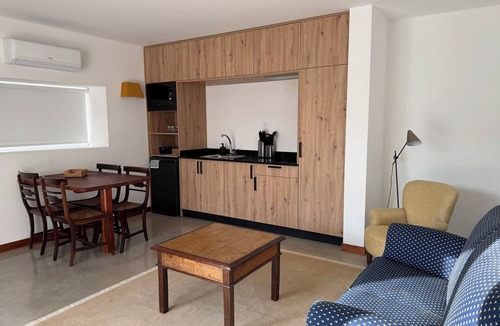 Ourem Cottage | Eira House