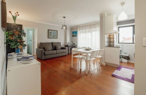 Espinho Apartment | ESPINHO SEAWALK AND SEAVIEW by VACATIONY by Interhome