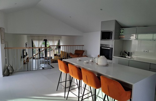 Estreito da Calheta Villa | family and groups escape with views , sunrise and sunsets in a quiet corner