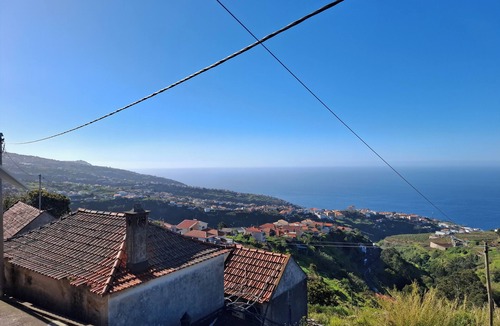 Estreito da Calheta Villa | family and groups escape with views , sunrise and sunsets in a quiet corner