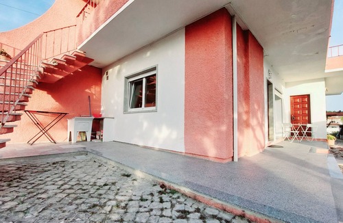 Nazare Condo | Family apartment in a quiet area 5 minutes from the beach!