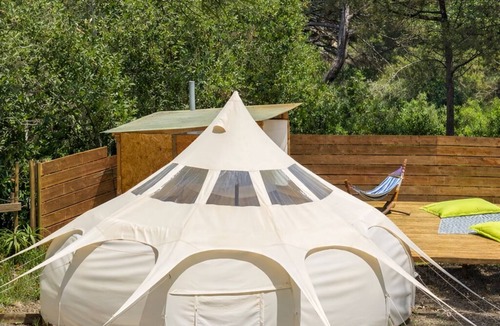 Colares RV Rental | Family glamping within walking distance to three beaches