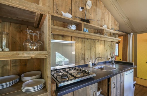 Molares RV Rental | "Figo Glamping" Tent with Mountain View, Private Pool, and Wi-Fi