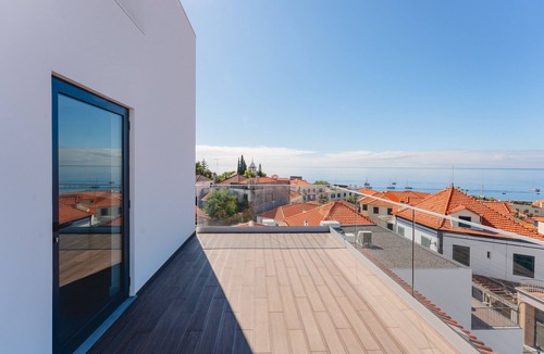 Old Town Apartment | FLH Funchal A Quinta do Conde Suite I