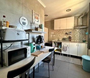 Costa de Caparica Hostel | Fonte da Telha Beach Hostel