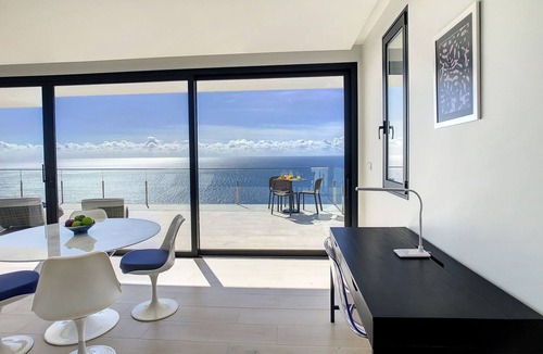 Tabua Apartment | Francelho 2 Apartment by LovelyStay