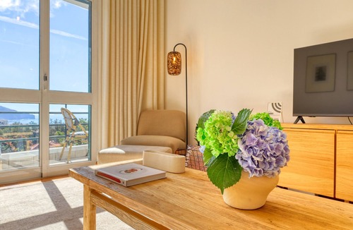 Sao Martinho Apartment | Funchal Infinity, a Home in Madeira