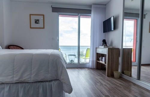 Ponta Delgada House | Garoupas Inn