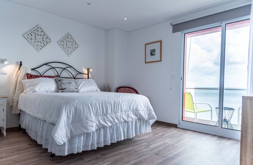 Ponta Delgada House | Garoupas Inn