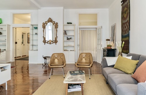 Santos Apartment | Gorgeous Apartment in Fabulous Location