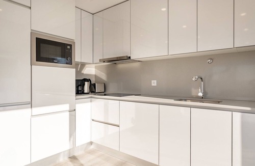 Charneca de Caparica e Sobreda Apartment | GuestReady - Peaceful stay in Charneca da Caparica