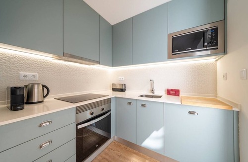 Pena Apartment | GuestReady - Carolina Building: Ground Floor Left