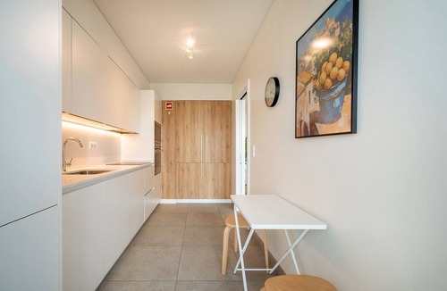 Olivais Apartment | GuestReady-Modern Retreat with Balcony Views