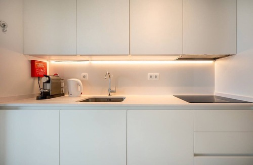Olivais Apartment | GuestReady-Modern Retreat with Balcony Views