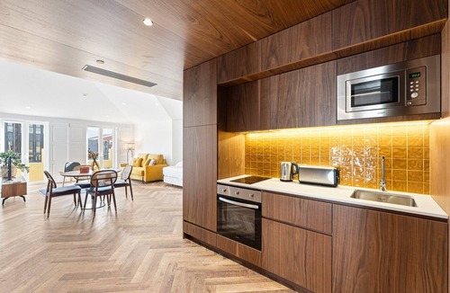 Braga Apartment | GuestReady - Santa Barbara Garden House 31
