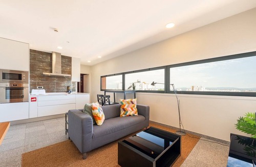 Marvila Apartment | GuestReady - Stunning Views Apartment