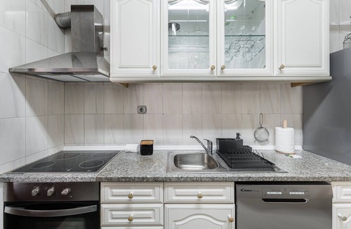 Ramalde Apartment | GuestReady - Sunny Family Apt with Private Terrace