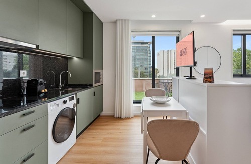 Ramalde Apartment | GuestReady - Tutti Frutti Elderberry